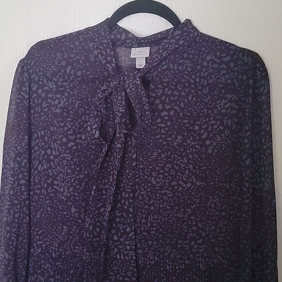 Pleated midi dress with bow tie - Picture 4 of 6